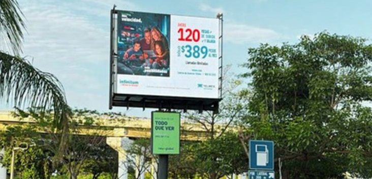 Pantallas electrónicas en Plaza Sendero